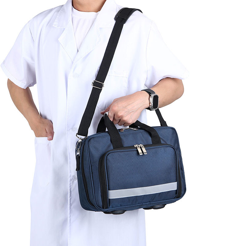 ชุดปฐมพยาบาลกลางแจ้งความจุขนาด - First Aid Kit บทวิจารณ์และราคา